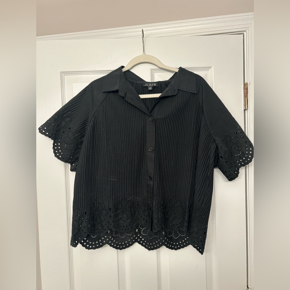 J. Crew Black Eyelet Pleated Short Sleeve Blouse - Picture 2 of 3